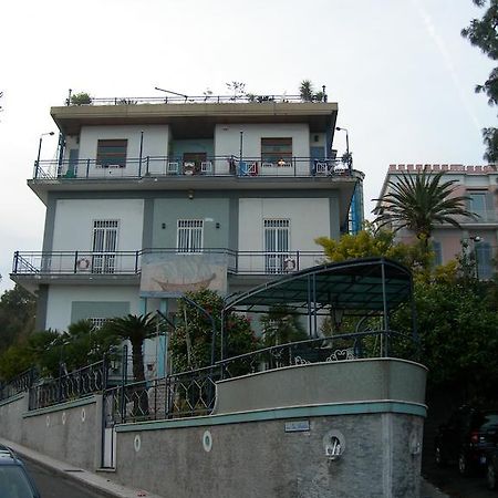 B&B La Nave Napoli Eksteriør billede