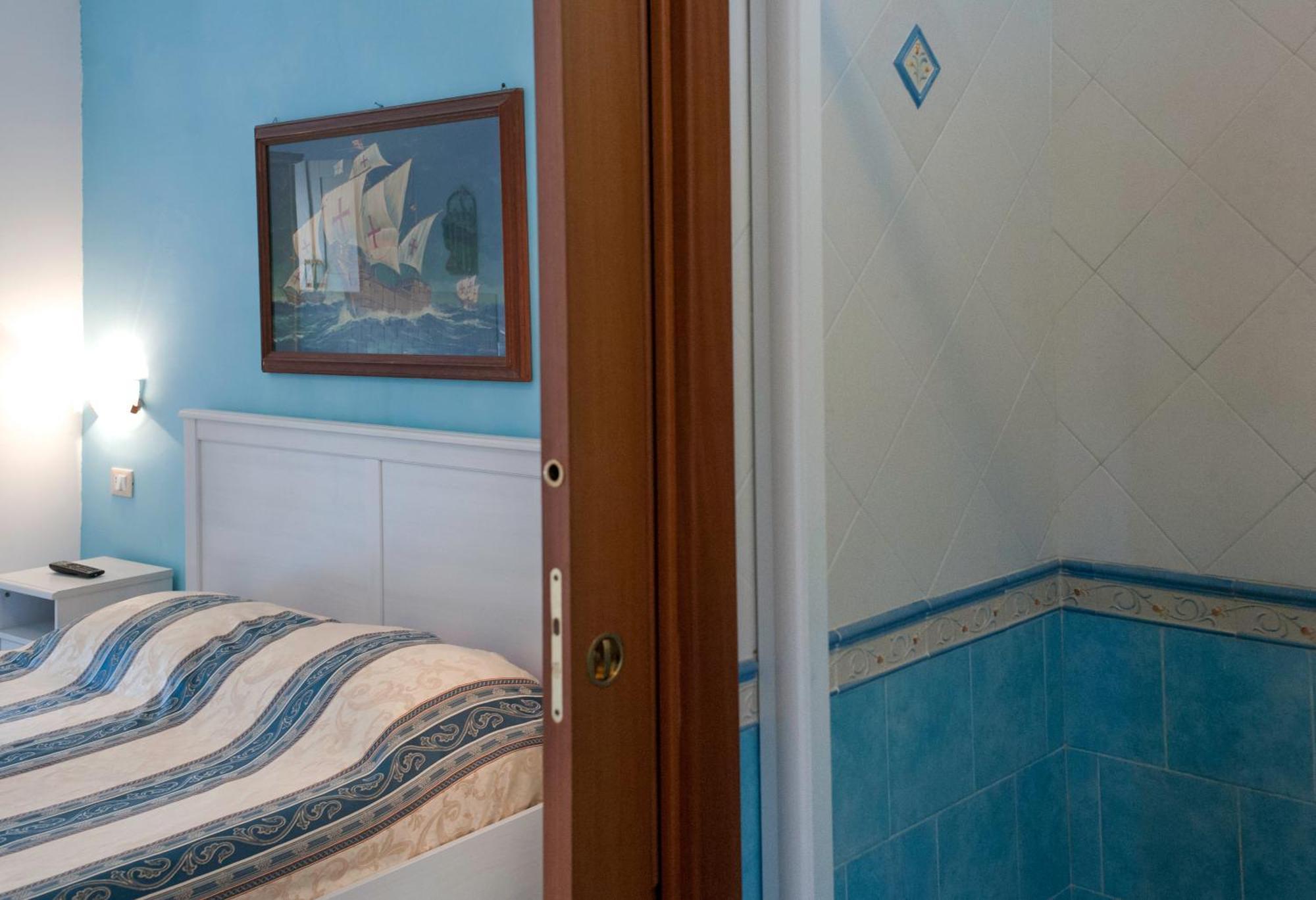 B&B La Nave Napoli Værelse billede
